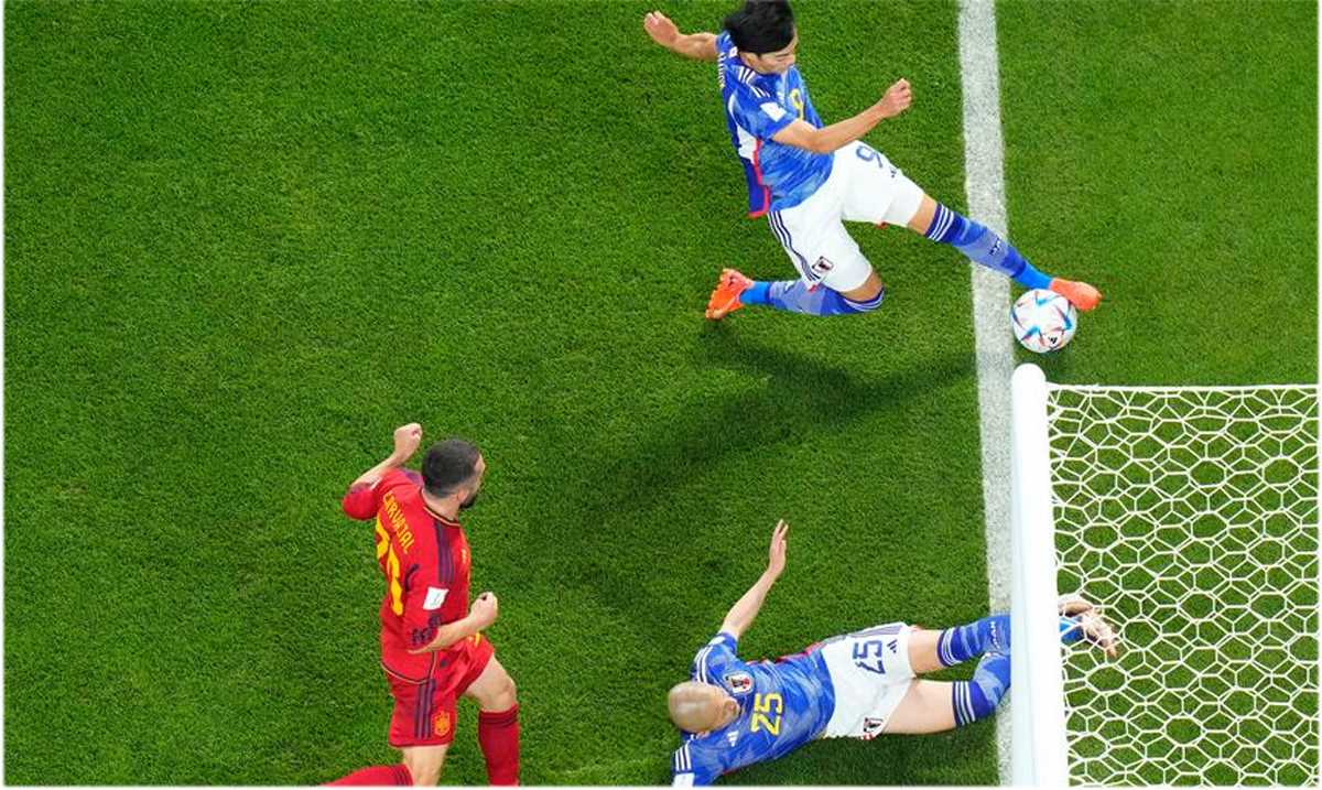 विश्व कप फुटबॉल में ऑफसाइड का पता लगाने के लिए एआई की मदद